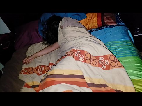 ❤️ Ögey oğul gənc ögey anası yatarkən onu təhqir edir. ️❌ Gözəl porno az.basseyn-vsem.ru ❤